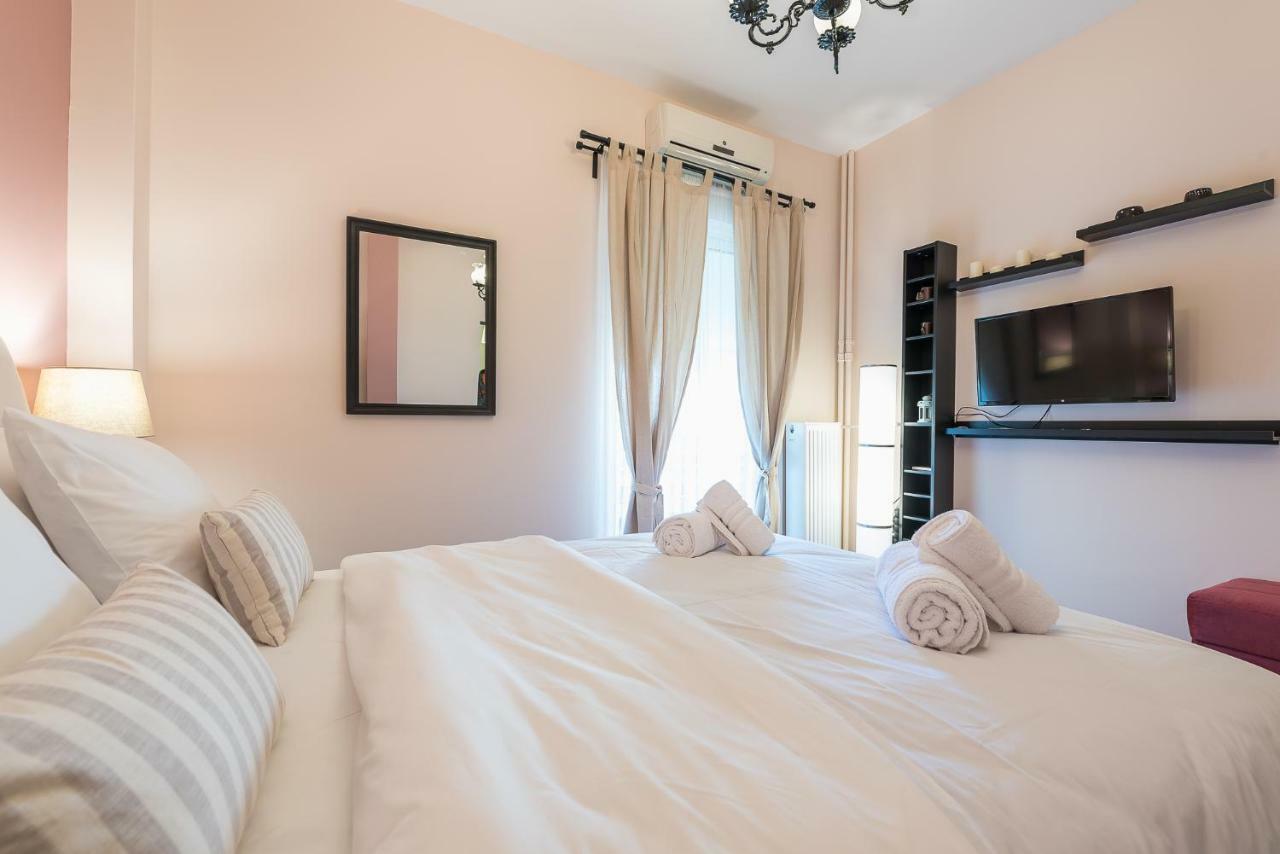 Mini Apartment *